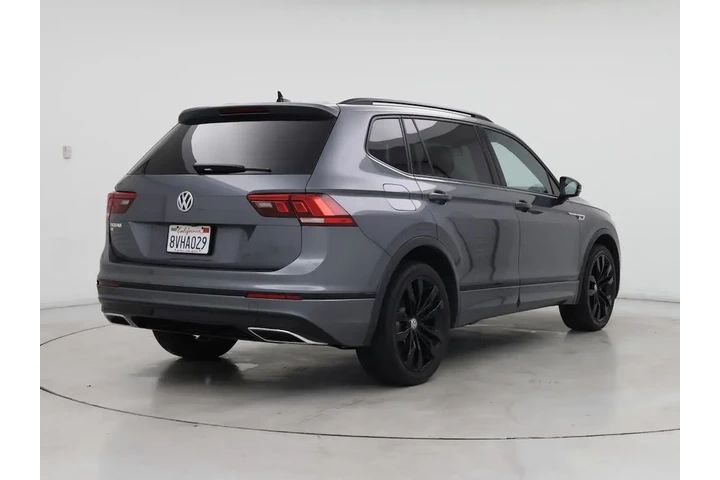 $23998 : Volkswagen Tiguan 2021 SE 4d image 8
