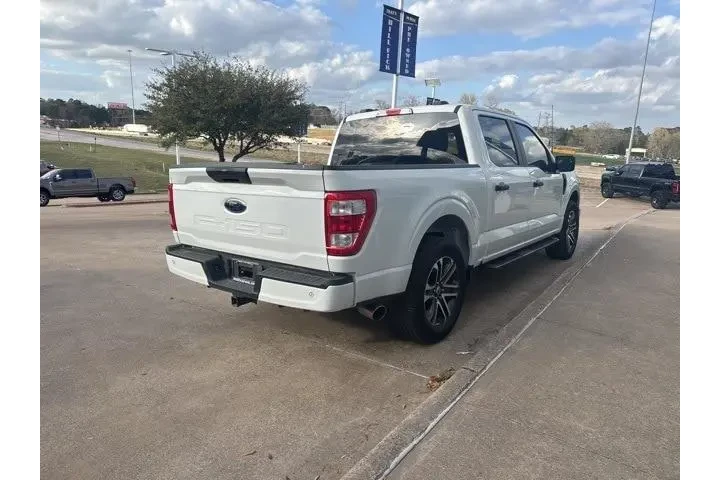 $36988 : Ford F-150 2023 4x4 XL 4dr S image 8