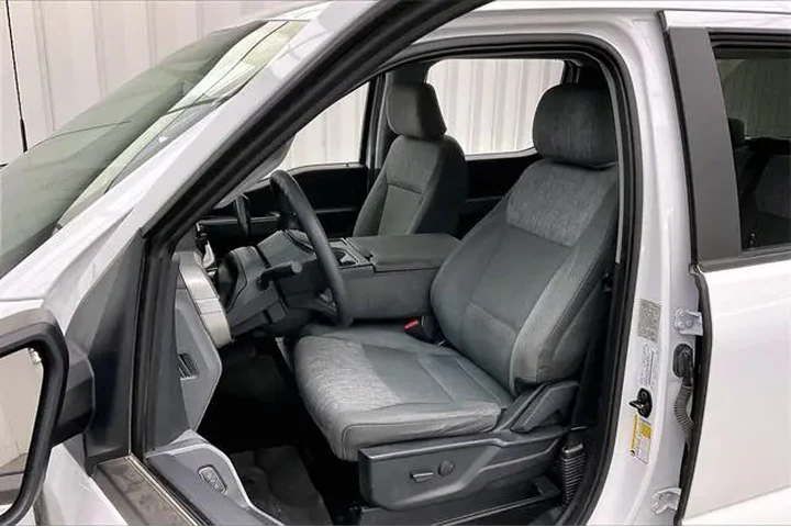 $26490 : Ford F-150 2022 4x4 XLT 4dr image 8