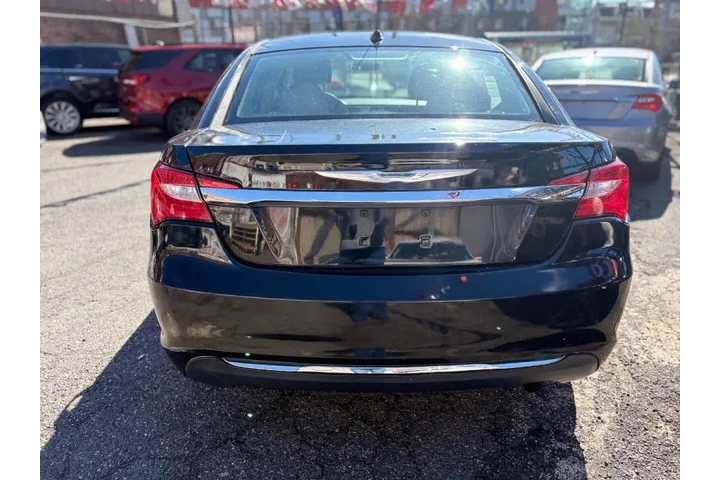 $8999 : 2013 200 Touring image 5