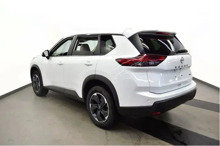 $22994 : Nissan Rogue 2025 AWD SV 4dr image 5