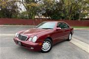 $9465 : 2001 Mercedes-Benz E-Class E thumbnail