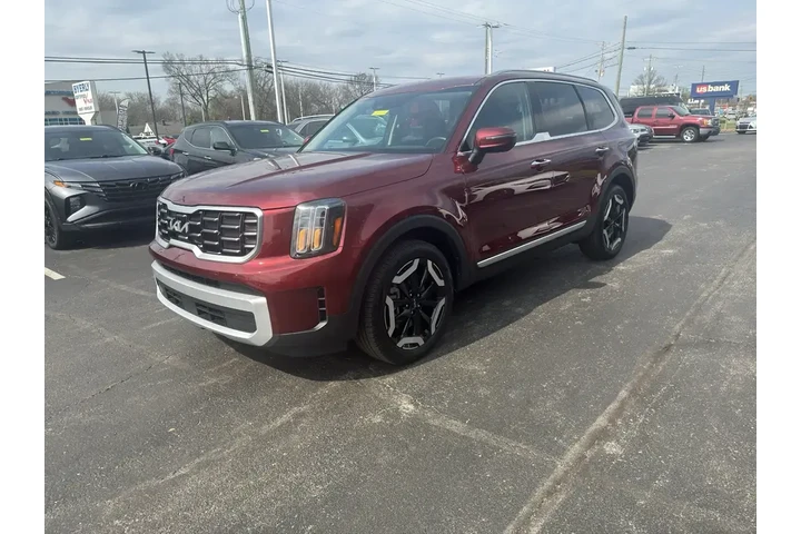 $33995 : Kia Telluride 2024 AWD S 4dr image 6