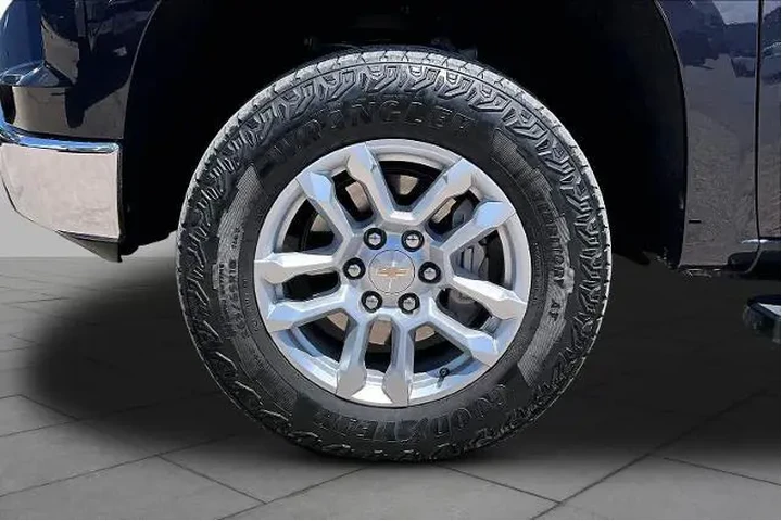 $38268 : Chevrolet Silverado 1500 202 image 7