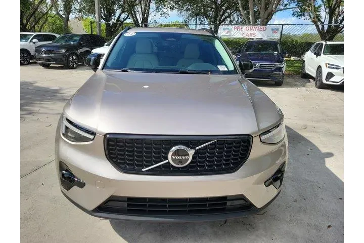 $35988 : Volvo XC40 2024 AWD B5 Ultim image 2