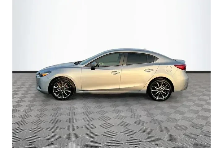 $13900 : Mazda Mazda3 2018 Touring 4d image 5