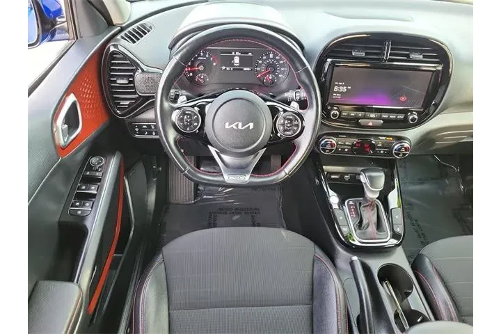 $19305 : Kia Soul 2022 Turbo 4dr Cros image 7