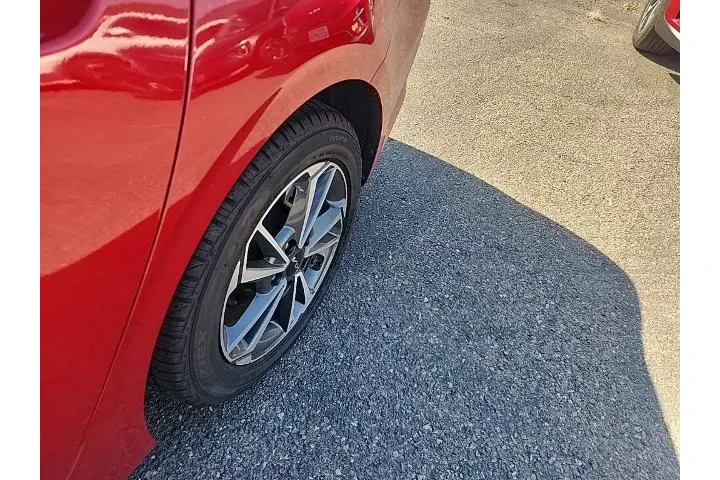$17491 : Kia Forte 2022 FE 4dr Sedan image 9
