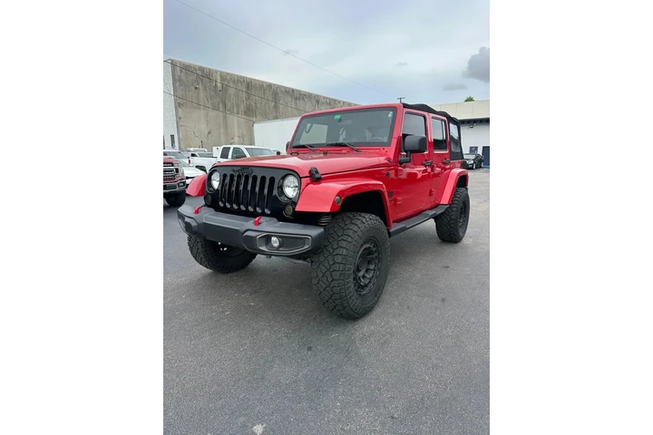 $12900 : Jeep Wrangler Unlimited Sahara image 9