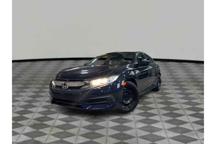 2017 Civic LX image 10