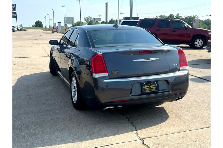 $7999 : 2015 300 Limited RWD image 2