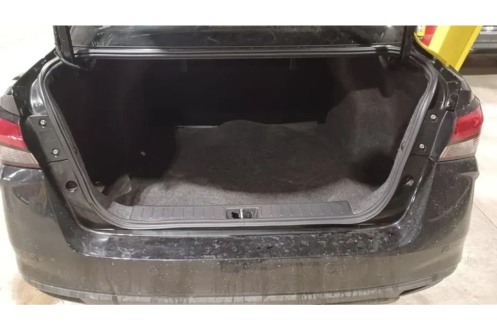 $16783 : Nissan Versa 2024 S 4dr Seda image 7