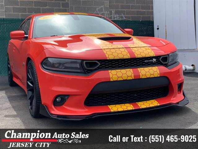 Used 2019 Charger Scat Pack R image 4