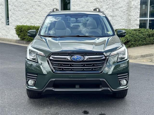 $31811 : PRE-OWNED 2023 SUBARU FORESTE image 6