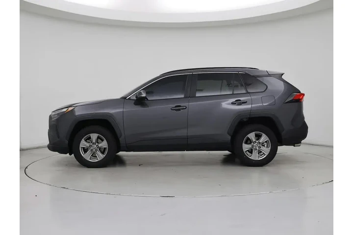 $26998 : Toyota RAV4 2022 XLE 4dr SUV image 3