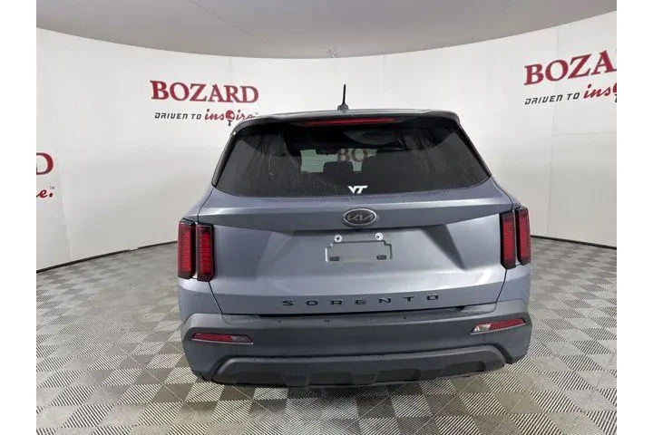 $16000 : Kia Sorento 2021 LX 4dr SUV image 7