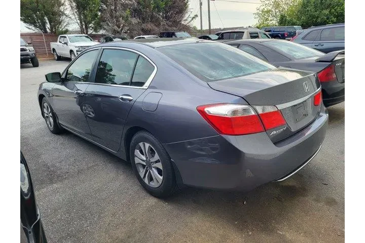 $12453 : Honda Accord 2015 LX 4dr Sed image 6