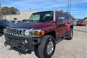 $7500 : 2010 HUMMER H3 Luxury thumbnail