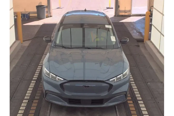 $27299 : Ford Mustang Mach-E 2024 AWD image 3