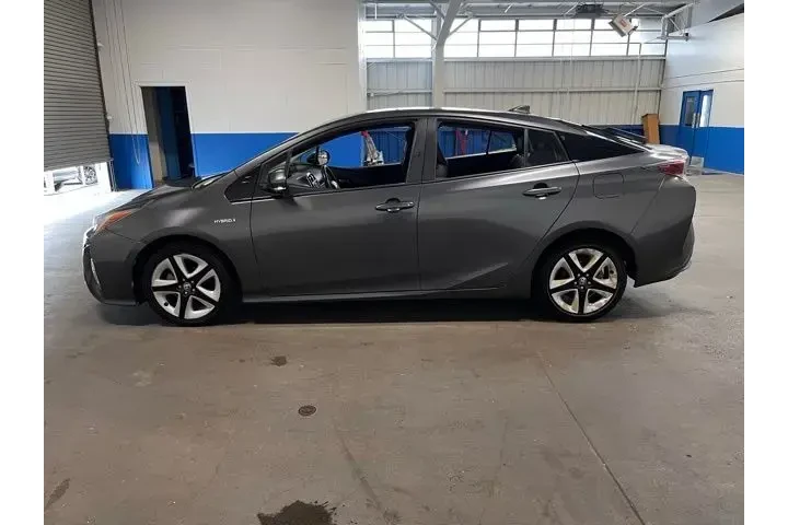 $19994 : Toyota Prius 2017 Two Eco 4d image 6