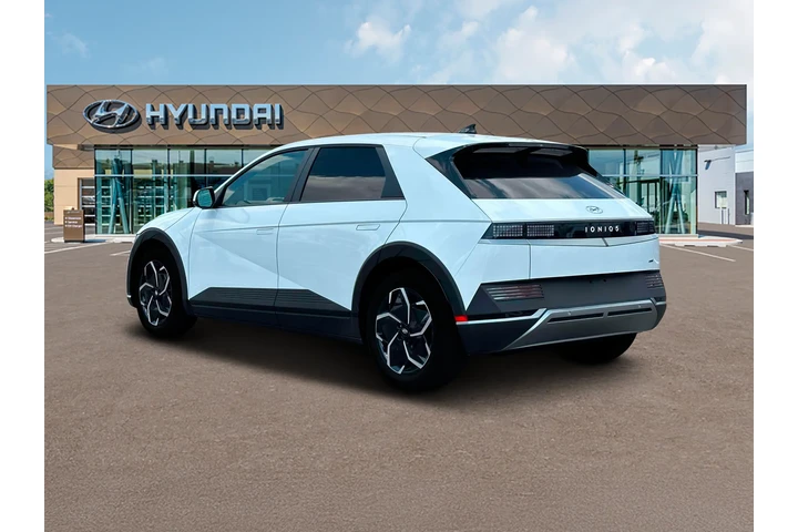 $27980 : Hyundai IONIQ 5 2024 AWD SEL image 5