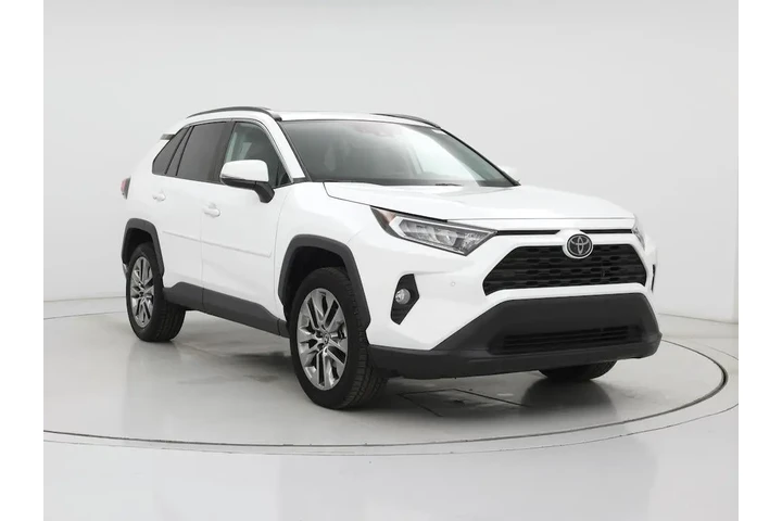 $24998 : Toyota RAV4 2020 XLE Premium image 1