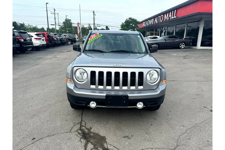 $8750 : 2016 Patriot 4WD 4dr High Alt image 7
