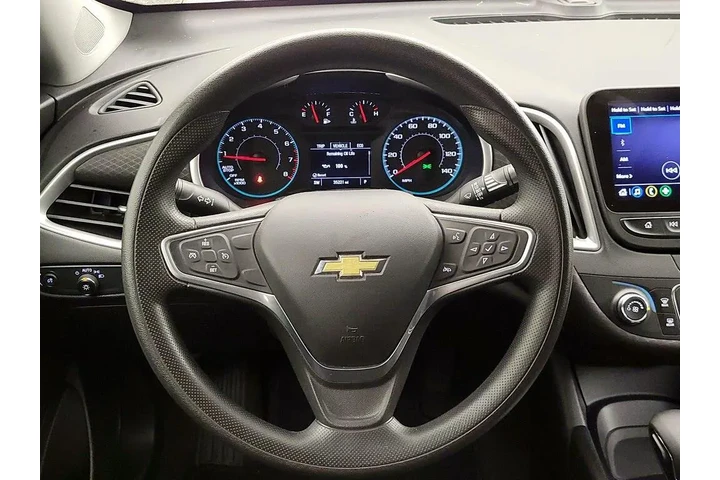 $17998 : Chevrolet Malibu 2022 LS 4dr image 10