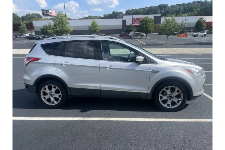 $12500 : 2016 Escape Titanium image 6