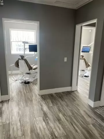 Huntington Park Dental Care image 4