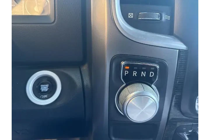 $18360 : Ram 1500 2017 4x2 Laramie Li image 10