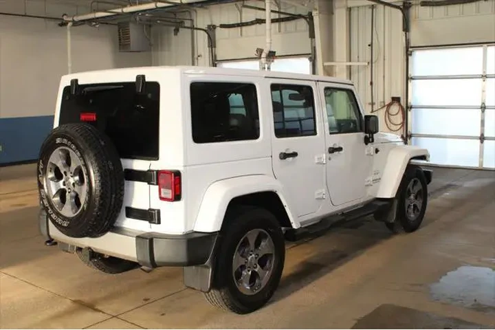 $24995 : Jeep Wrangler Unlimited 2017 image 3