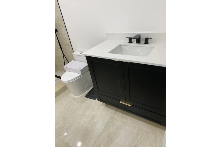 $18 : Muebles para cocina y baños image 1