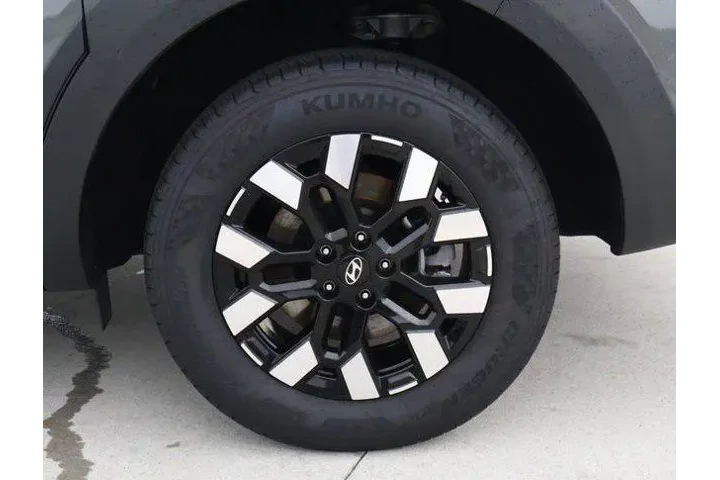 $28213 : Hyundai SANTA CRUZ 2026 SEL image 9