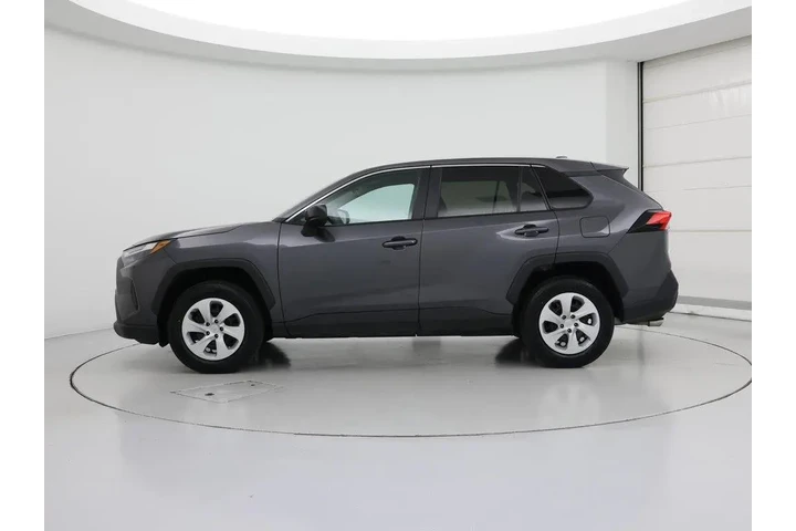 $25998 : Toyota RAV4 2024 AWD LE 4dr image 3