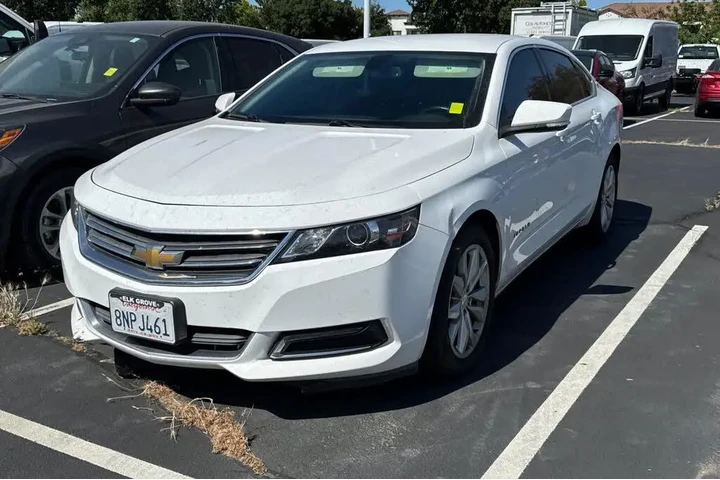 $15990 : Chevrolet Impala 2020 LT 4dr image 1