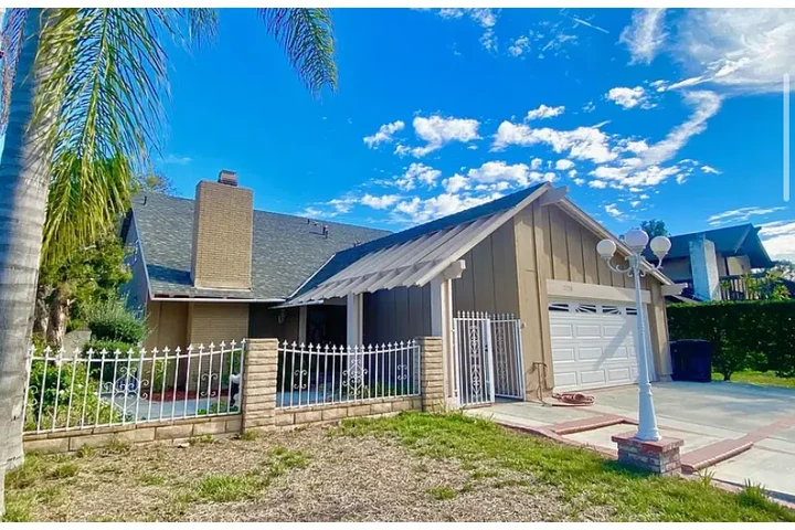 $2900 : HOUSE RENT IN West Covina CA image 3