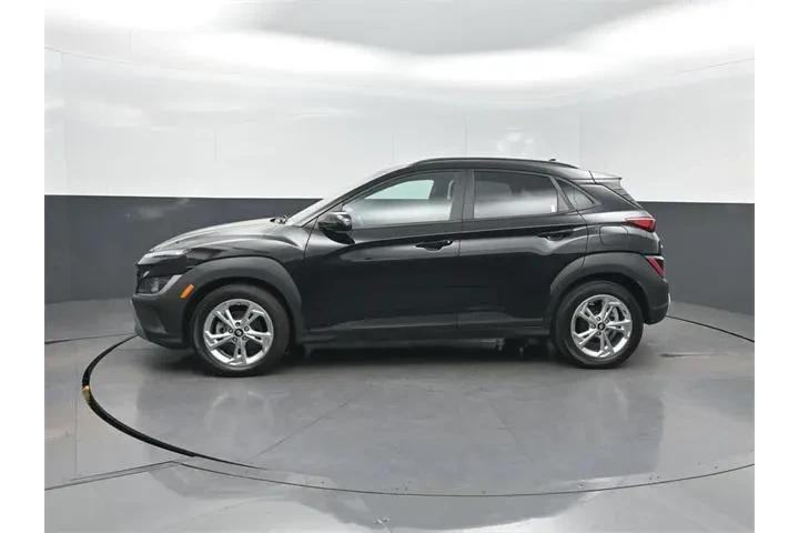 $18837 : Hyundai KONA 2023 SEL 4dr Cr image 2