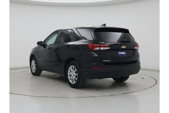 $21998 : Chevrolet Equinox 2024 LS 4d image 2