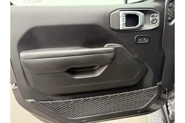 $32700 : Jeep Wrangler 2023 4x4 Sport image 8