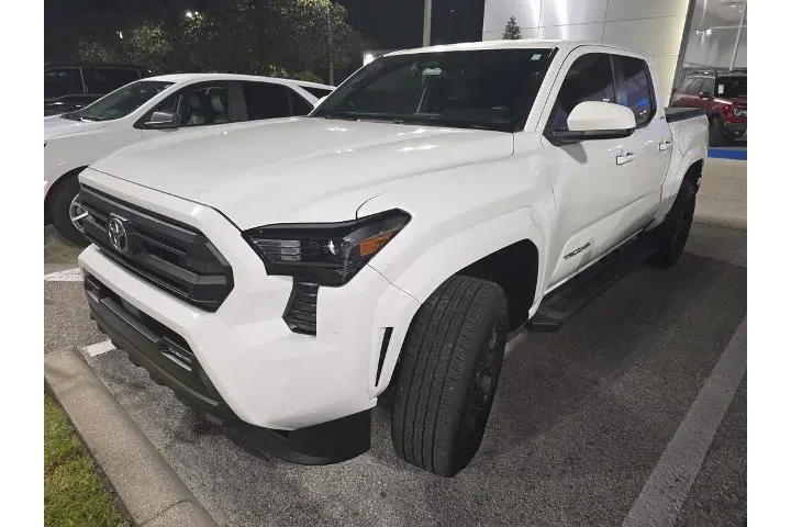 $36854 : Toyota Tacoma 2025 4x2 SR5 4 image 2