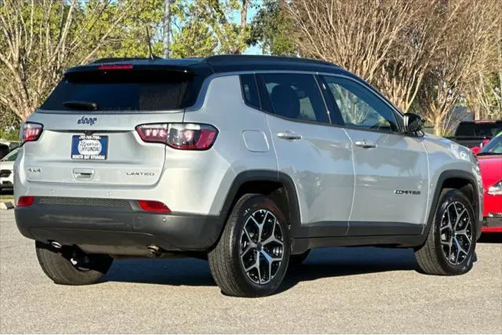 $24990 : Jeep Compass 2025 4x4 Limite image 4