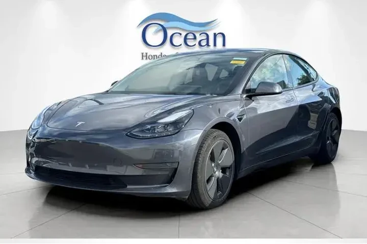 $25991 : Tesla Model 3 2023 4dr Sedan image 2