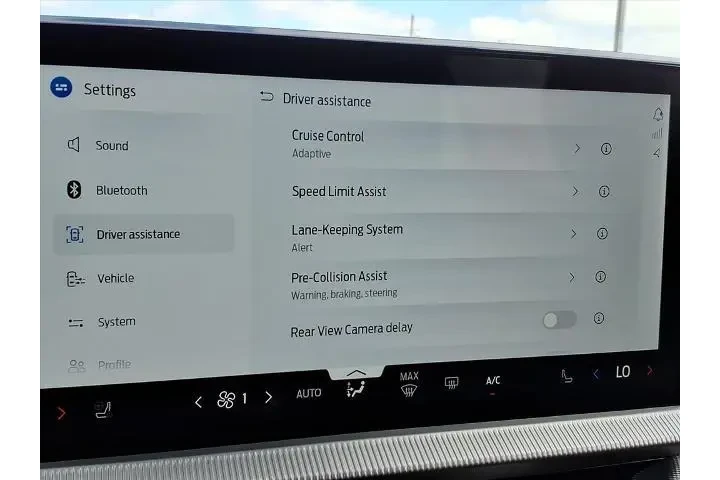 $39988 : Ford Explorer 2025 AWD ST-Li image 6