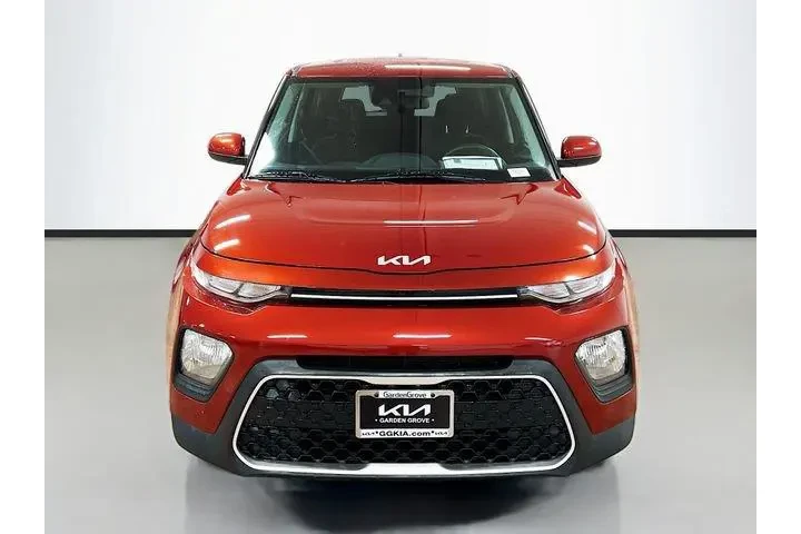$15843 : Kia Soul 2022 S 4dr Crossove image 2