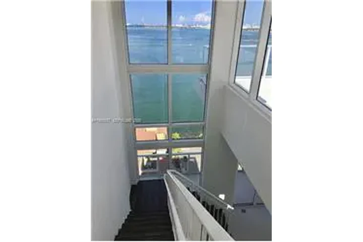 $8500 : Rental property with 3 bedro image 7