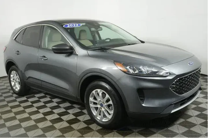 $21000 : Ford Escape 2022 AWD SE 4dr image 1