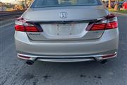 $19995 : PRE-OWNED 2017 HONDA ACCORD E thumbnail