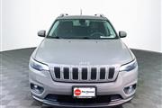 $16574 : PRE-OWNED 2019 JEEP CHEROKEE thumbnail