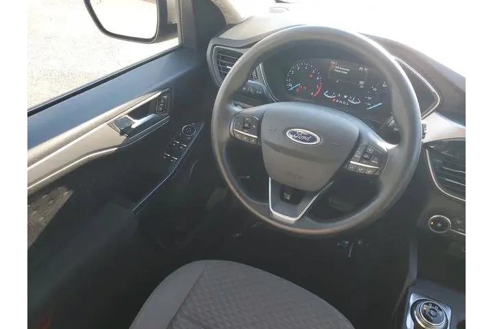 $17695 : Ford Escape 2020 AWD SE 4dr image 10